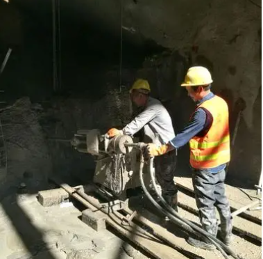 环翠水下抗分散灌浆料特点 水下不分散注浆料介绍